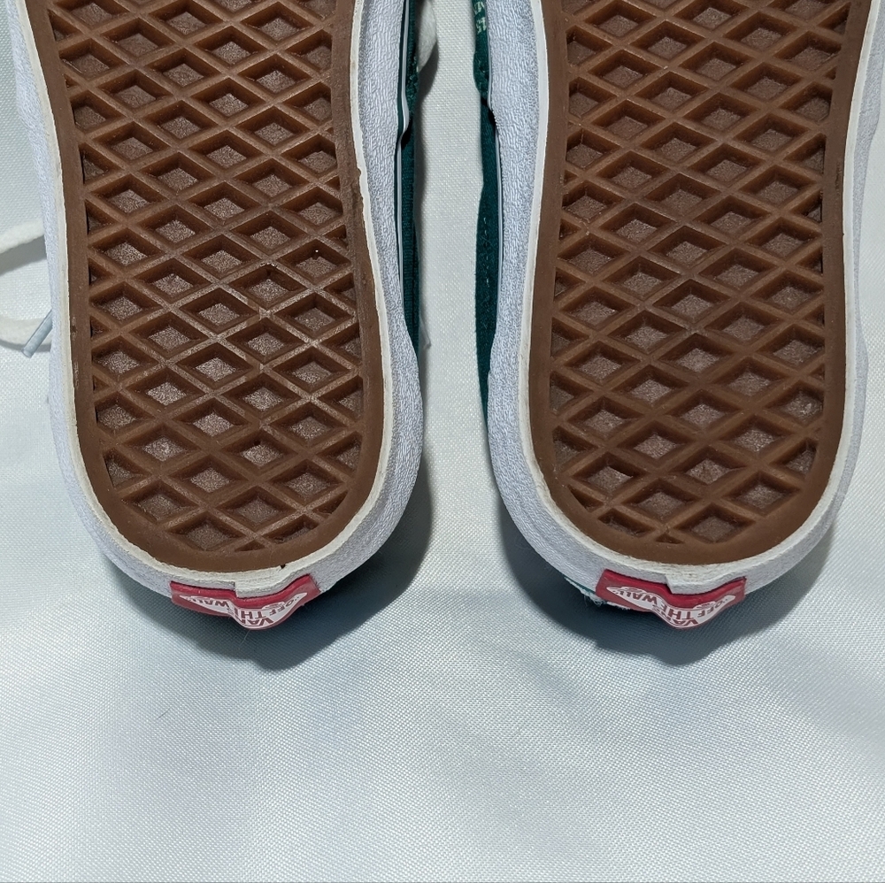VANS x TURF CLUB Green Shoes EUC - Picture 12 of 16